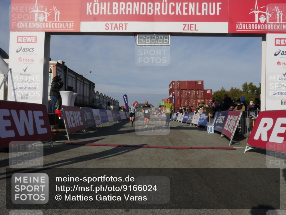 03.10.2025 - Köhlbrandbrückenlauf Matties Gatica Varas http://msf.ph/oto/9166024 03.10.2025 10:01:10 Ziel 1110, 1115, 1176, 1517, 1602, 3091, 3458 meine-sportfotos.de