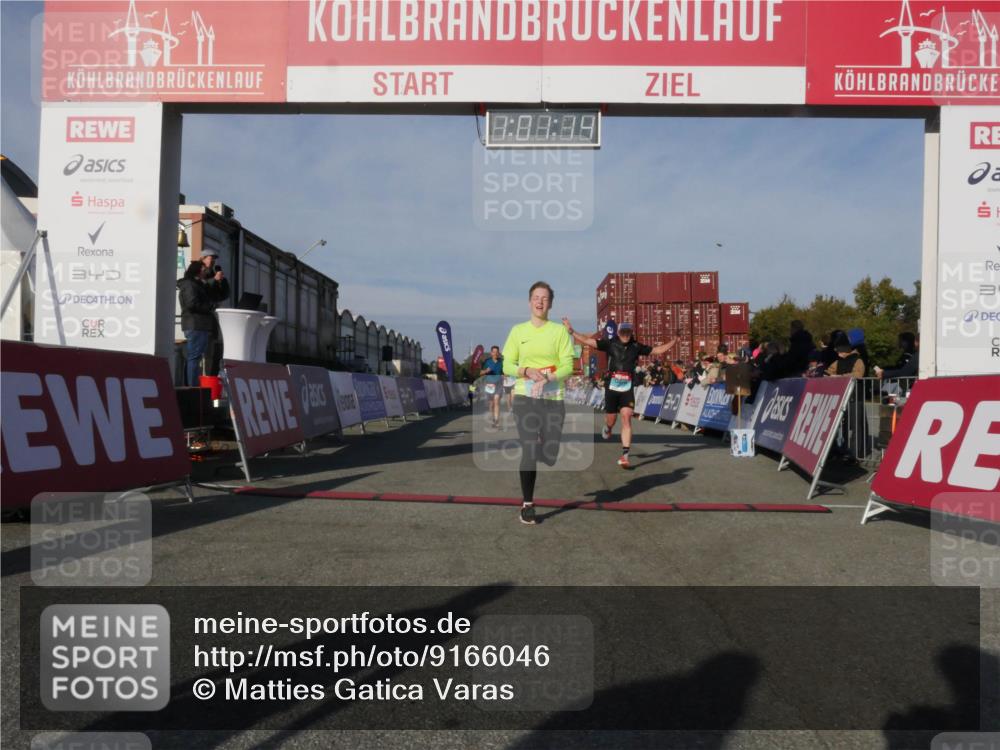 03.10.2025 - Köhlbrandbrückenlauf Matties Gatica Varas http://msf.ph/oto/9166046 03.10.2025 10:01:16 Ziel 1115, 1157, 1176, 1316, 3091, 3164, 3817 meine-sportfotos.de