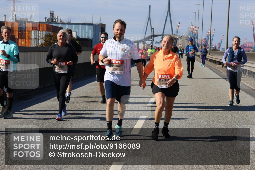 03.10.2025 - Köhlbrandbrückenlauf Strokosch-Dieckow http://msf.ph/oto/9166089 03.10.2025 13:17:38 Position 3 5832, 5835, 5565, 5566 meine-sportfotos.de