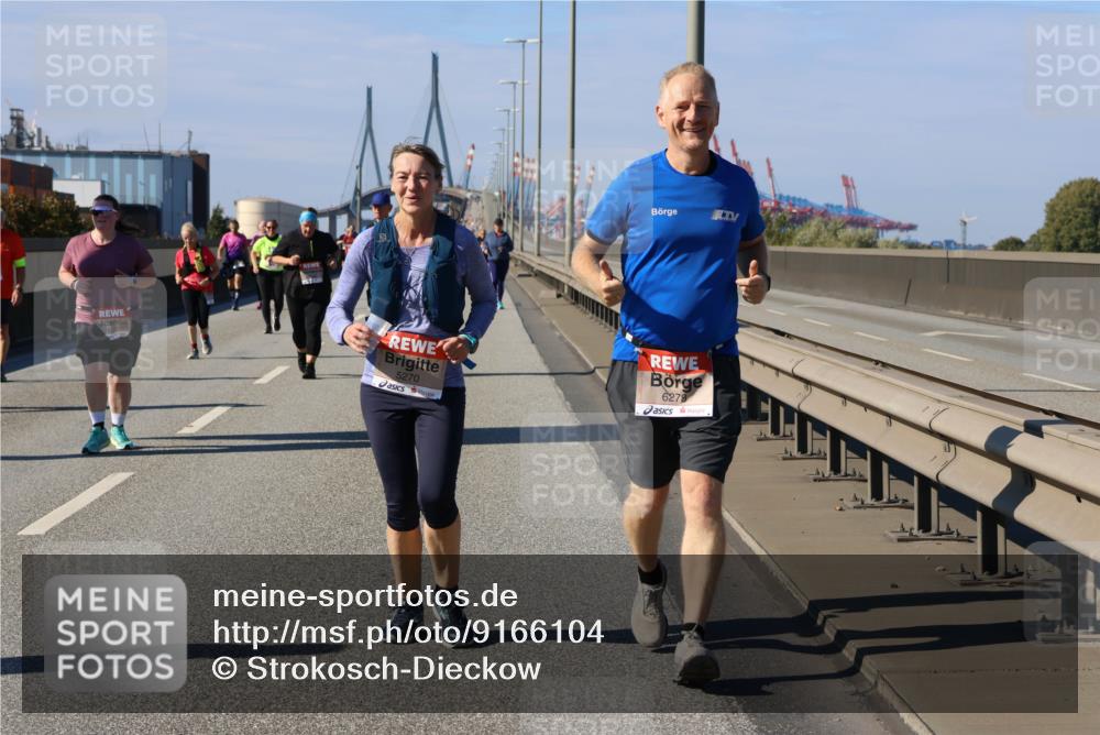 03.10.2025 - Köhlbrandbrückenlauf Strokosch-Dieckow http://msf.ph/oto/9166104 03.10.2025 13:17:42 Position 3 5270, 6278 meine-sportfotos.de