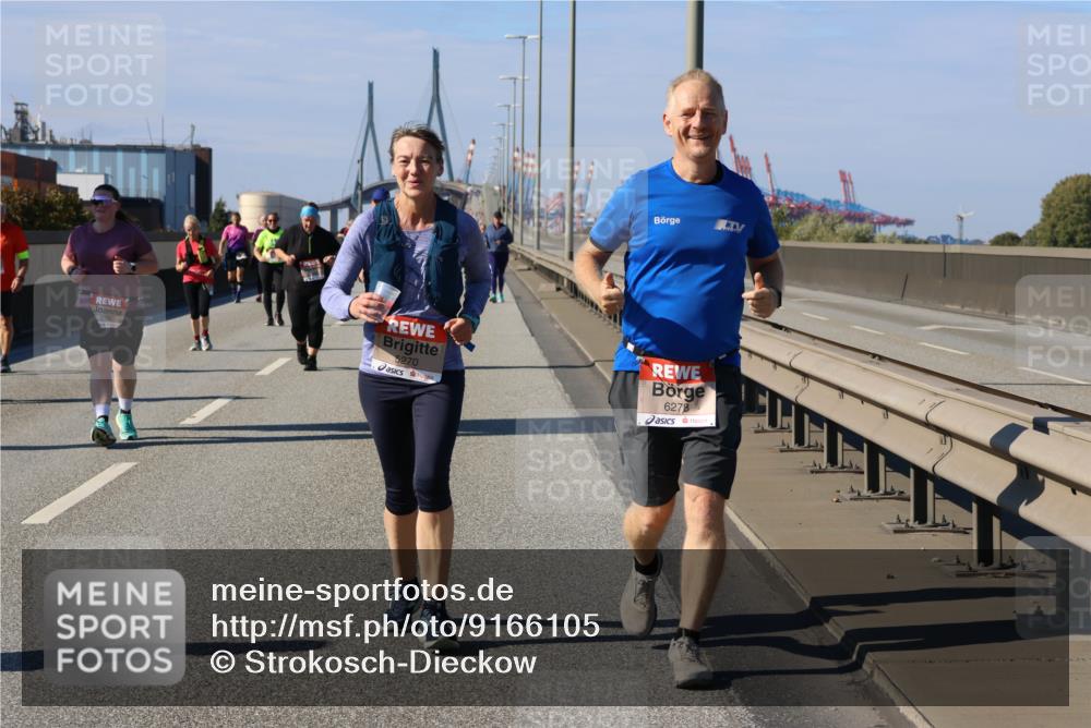 03.10.2025 - Köhlbrandbrückenlauf Strokosch-Dieckow http://msf.ph/oto/9166105 03.10.2025 13:17:42 Position 3 5270, 6278 meine-sportfotos.de