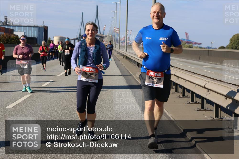03.10.2025 - Köhlbrandbrückenlauf Strokosch-Dieckow http://msf.ph/oto/9166114 03.10.2025 13:17:42 Position 3 5270, 6278 meine-sportfotos.de