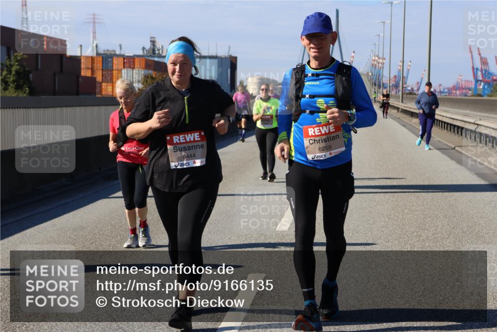 03.10.2025 - Köhlbrandbrückenlauf Strokosch-Dieckow http://msf.ph/oto/9166135 03.10.2025 13:17:50 Position 3 5444, 6259 meine-sportfotos.de
