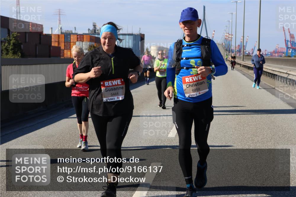 03.10.2025 - Köhlbrandbrückenlauf Strokosch-Dieckow http://msf.ph/oto/9166137 03.10.2025 13:17:50 Position 3 5444, 6259 meine-sportfotos.de