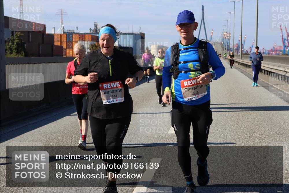 03.10.2025 - Köhlbrandbrückenlauf Strokosch-Dieckow http://msf.ph/oto/9166139 03.10.2025 13:17:50 Position 3 5444, 6259 meine-sportfotos.de