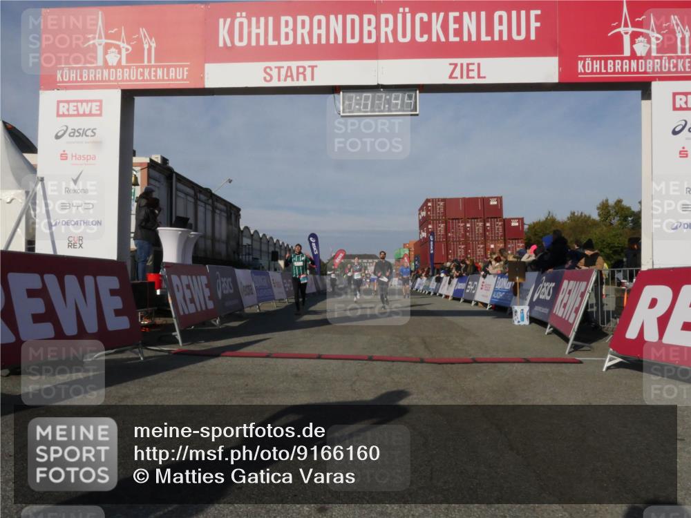 03.10.2025 - Köhlbrandbrückenlauf Matties Gatica Varas http://msf.ph/oto/9166160 03.10.2025 10:01:46 Ziel 1043, 1165, 1279, 1526, 2694, 2857, 2979, 3263, 3264, 3403 meine-sportfotos.de