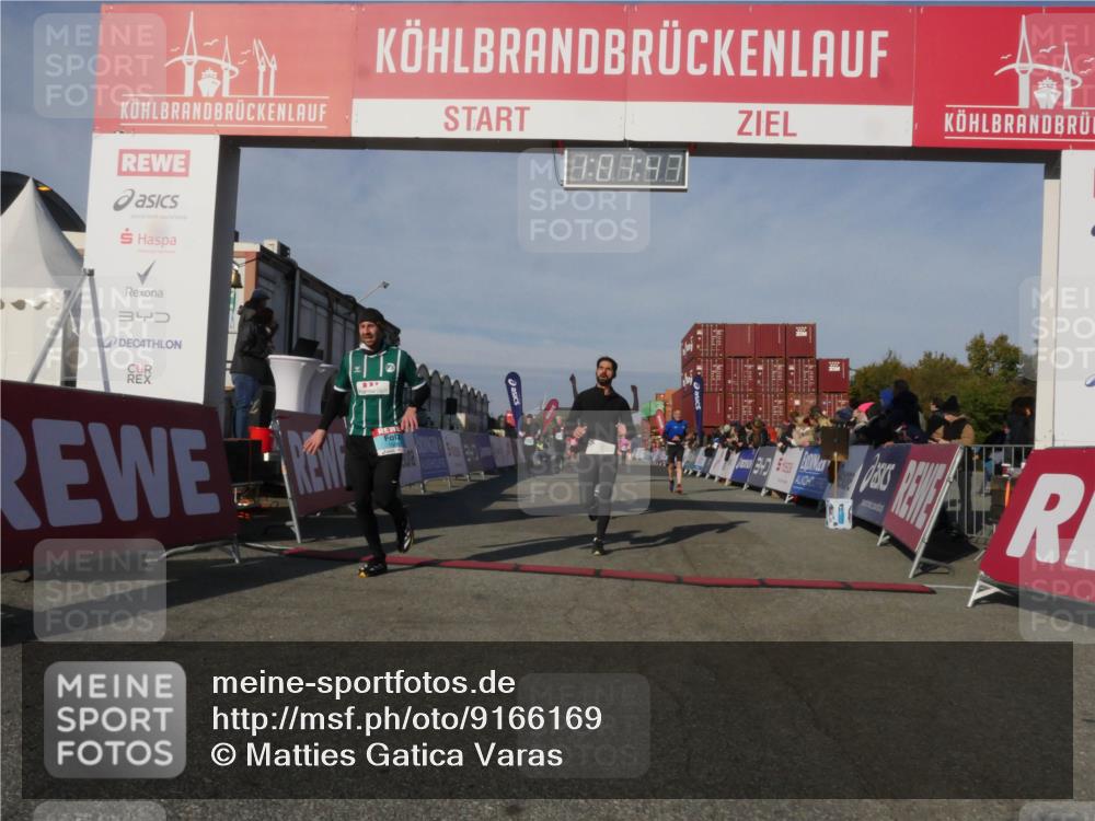 03.10.2025 - Köhlbrandbrückenlauf Matties Gatica Varas http://msf.ph/oto/9166169 03.10.2025 10:01:49 Ziel 1043, 1165, 1279, 1284, 2694, 2857, 2979, 3263, 3264, 3403 meine-sportfotos.de