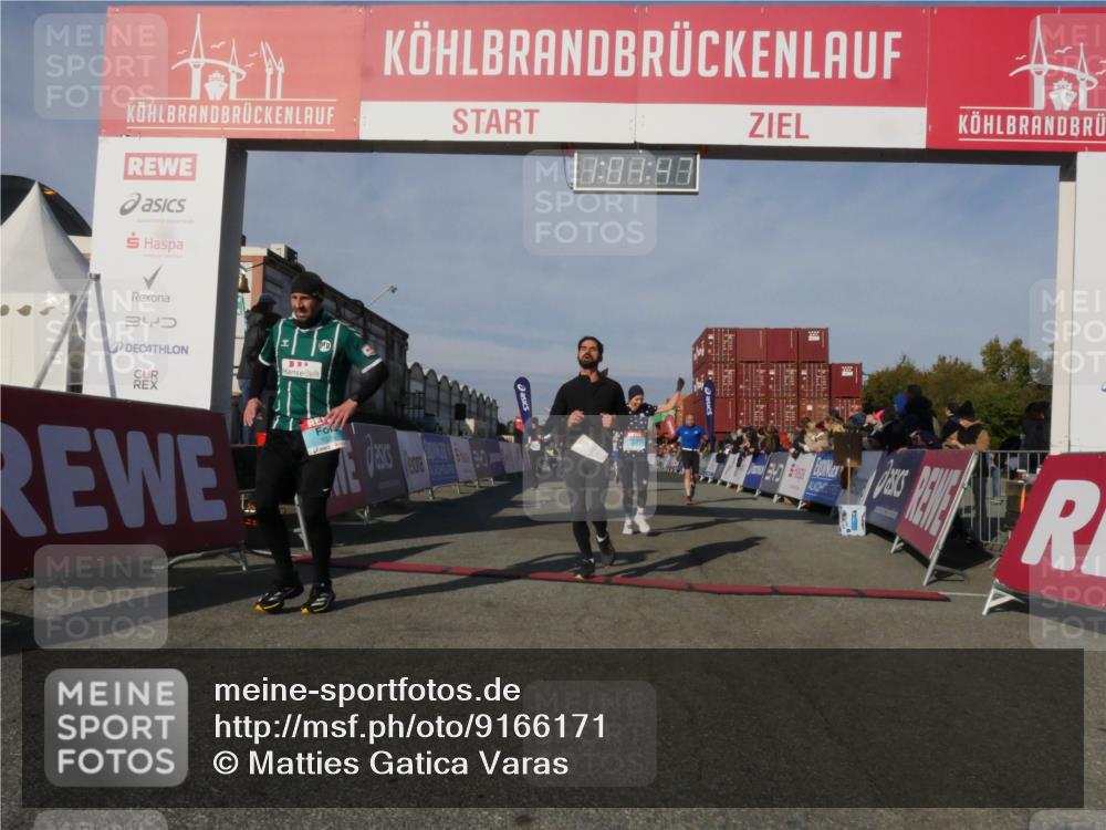 03.10.2025 - Köhlbrandbrückenlauf Matties Gatica Varas http://msf.ph/oto/9166171 03.10.2025 10:01:49 Ziel 1043, 1165, 1279, 1284, 2694, 2857, 2979, 3263, 3264, 3403 meine-sportfotos.de