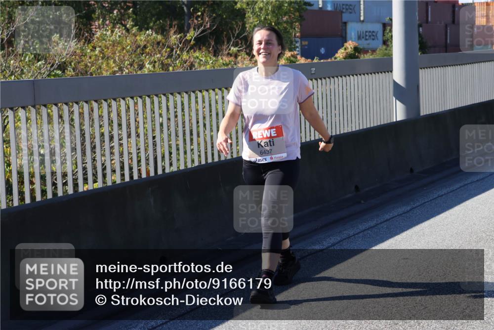 03.10.2025 - Köhlbrandbrückenlauf Strokosch-Dieckow http://msf.ph/oto/9166179 03.10.2025 13:18:08 Position 3 6437 meine-sportfotos.de
