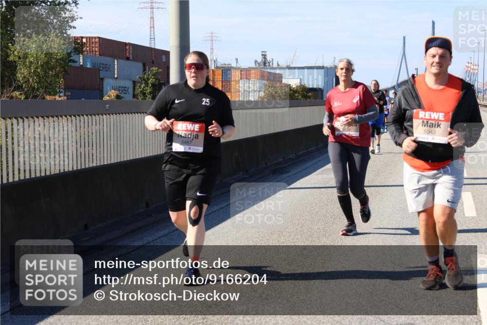 03.10.2025 - Köhlbrandbrückenlauf Strokosch-Dieckow http://msf.ph/oto/9166204 03.10.2025 13:18:16 Position 3 25, 25, 5487, 5230, 5043 meine-sportfotos.de