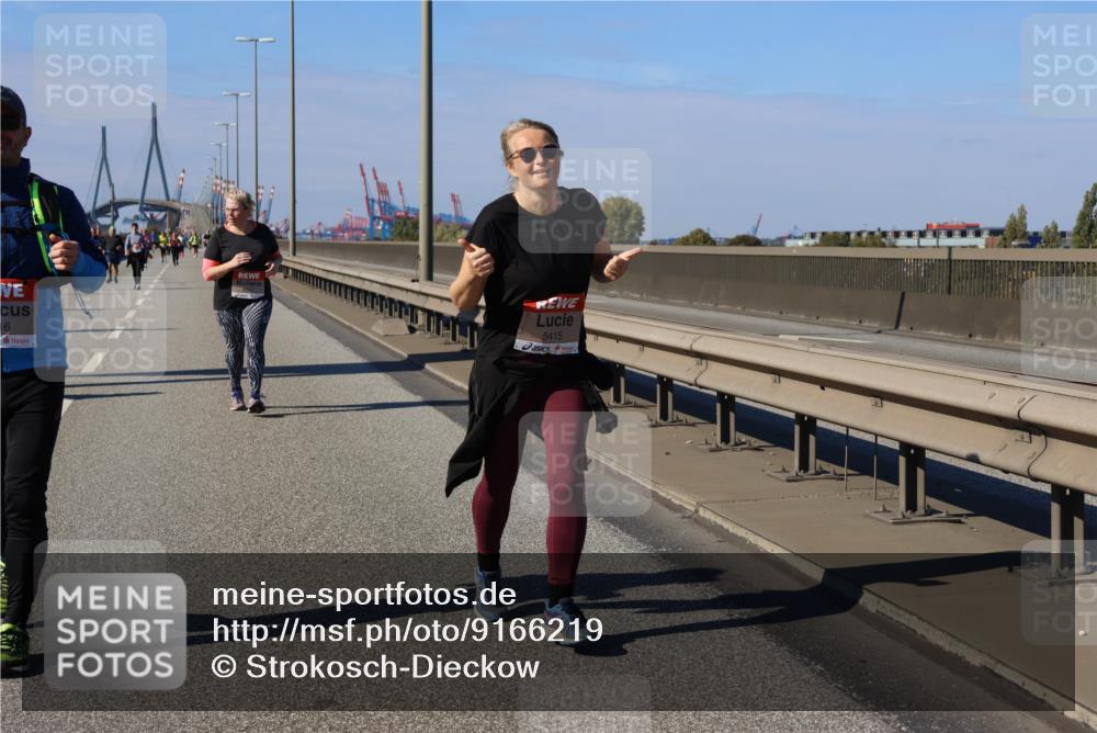 03.10.2025 - Köhlbrandbrückenlauf Strokosch-Dieckow http://msf.ph/oto/9166219 03.10.2025 13:18:21 Position 3 16, 5415 meine-sportfotos.de