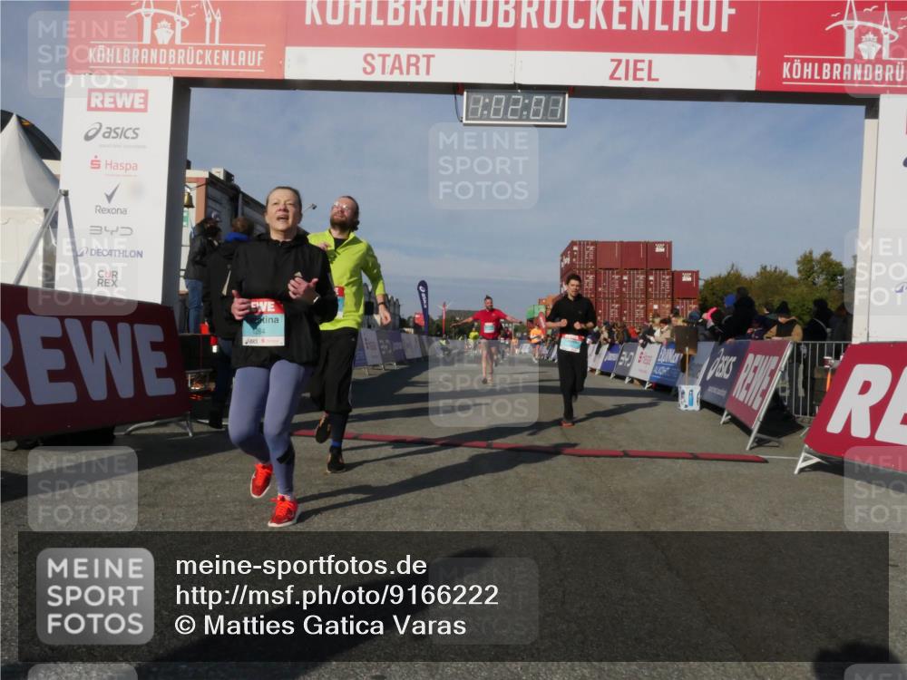 03.10.2025 - Köhlbrandbrückenlauf Matties Gatica Varas http://msf.ph/oto/9166222 03.10.2025 10:02:02 Ziel 1182, 1194, 1273, 1474, 1504, 1767, 2843, 2889, 3118, 3139, 3444 meine-sportfotos.de
