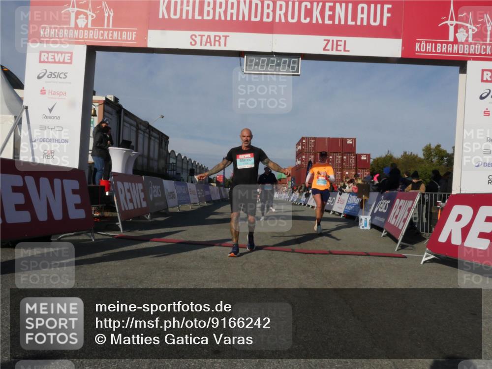 03.10.2025 - Köhlbrandbrückenlauf Matties Gatica Varas http://msf.ph/oto/9166242 03.10.2025 10:02:08 Ziel 1182, 1205, 1280, 1292, 1357, 1380, 1474, 1504, 2843, 3118, 3139, 3165, 3444, 3495 meine-sportfotos.de