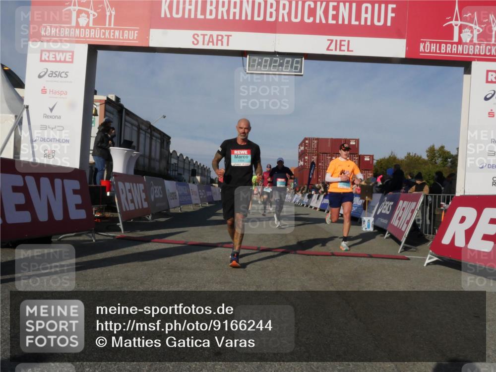 03.10.2025 - Köhlbrandbrückenlauf Matties Gatica Varas http://msf.ph/oto/9166244 03.10.2025 10:02:08 Ziel 1182, 1205, 1280, 1292, 1357, 1380, 1474, 1504, 2843, 3118, 3139, 3165, 3444, 3495 meine-sportfotos.de