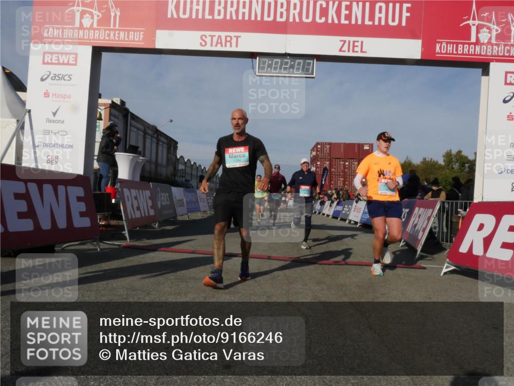 03.10.2025 - Köhlbrandbrückenlauf Matties Gatica Varas http://msf.ph/oto/9166246 03.10.2025 10:02:09 Ziel 1182, 1205, 1280, 1292, 1357, 1380, 1504, 2843, 3118, 3139, 3165, 3444, 3495 meine-sportfotos.de