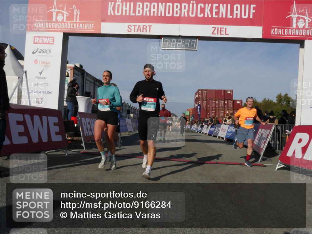 03.10.2025 - Köhlbrandbrückenlauf Matties Gatica Varas http://msf.ph/oto/9166284 03.10.2025 10:02:19 Ziel 1219, 1292, 1357, 1493, 1966, 2849, 3316, 3495, 3806 meine-sportfotos.de