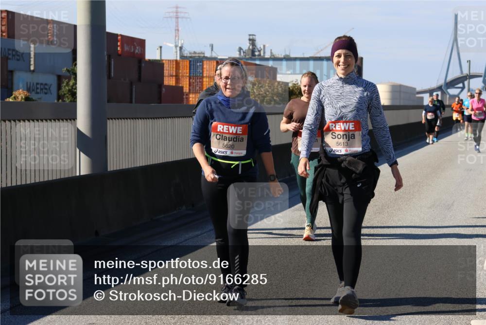 03.10.2025 - Köhlbrandbrückenlauf Strokosch-Dieckow http://msf.ph/oto/9166285 03.10.2025 13:18:40 Position 3 1741, 5620, 5613 meine-sportfotos.de