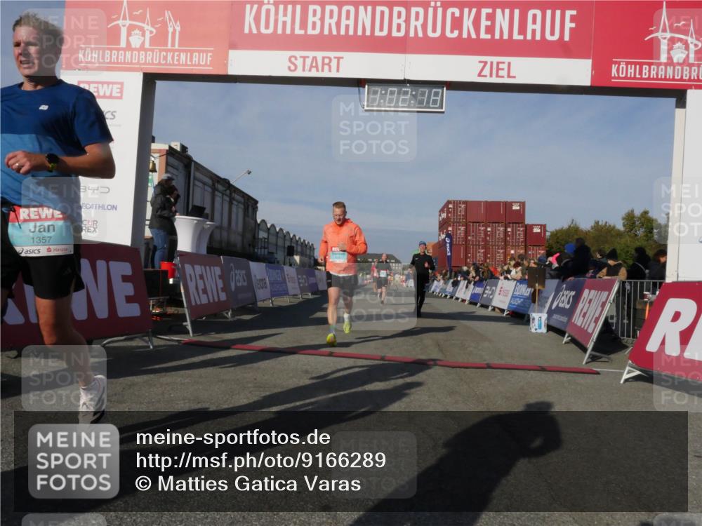 03.10.2025 - Köhlbrandbrückenlauf Matties Gatica Varas http://msf.ph/oto/9166289 03.10.2025 10:02:20 Ziel 1219, 1292, 1493, 1966, 2849, 3316, 3806 meine-sportfotos.de