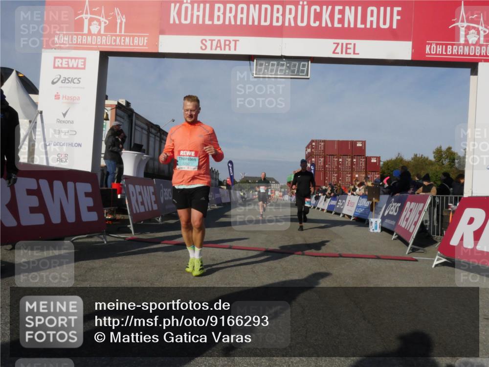 03.10.2025 - Köhlbrandbrückenlauf Matties Gatica Varas http://msf.ph/oto/9166293 03.10.2025 10:02:21 Ziel 1219, 1493, 1966, 2849, 3316, 3806 meine-sportfotos.de