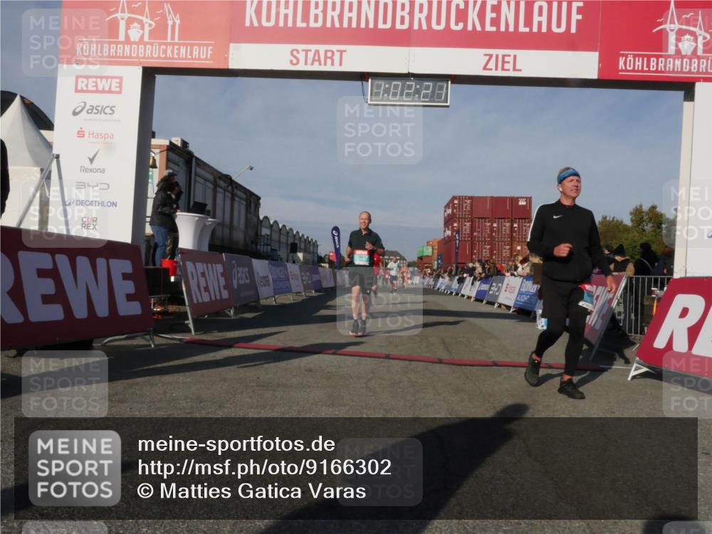 03.10.2025 - Köhlbrandbrückenlauf Matties Gatica Varas http://msf.ph/oto/9166302 03.10.2025 10:02:23 Ziel 1144, 1219, 1493, 1776, 1966, 2849, 3316, 3806 meine-sportfotos.de