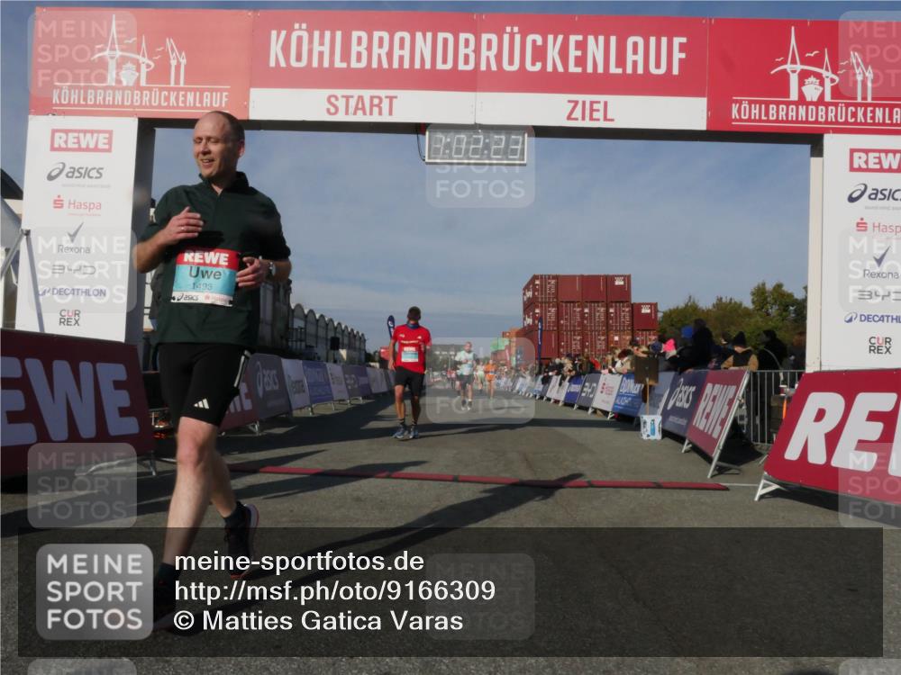 03.10.2025 - Köhlbrandbrückenlauf Matties Gatica Varas http://msf.ph/oto/9166309 03.10.2025 10:02:25 Ziel 1144, 1219, 1776, 2849, 3224, 3316, 3806 meine-sportfotos.de