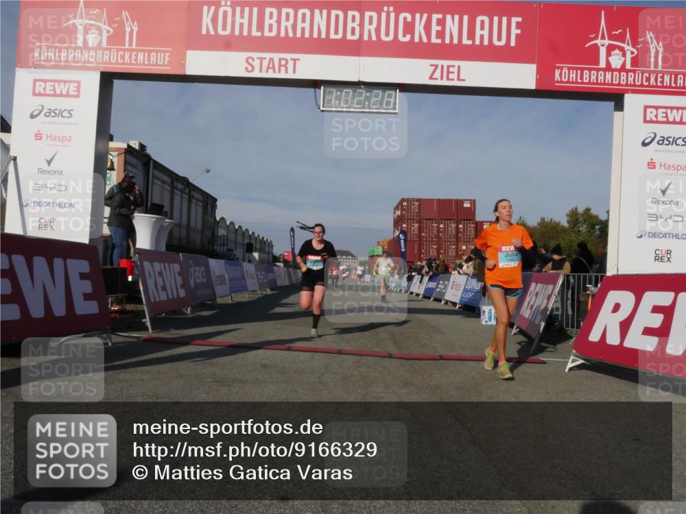 03.10.2025 - Köhlbrandbrückenlauf Matties Gatica Varas http://msf.ph/oto/9166329 03.10.2025 10:02:30 Ziel 1144, 1595, 1776, 2849, 3111, 3224, 3316 meine-sportfotos.de
