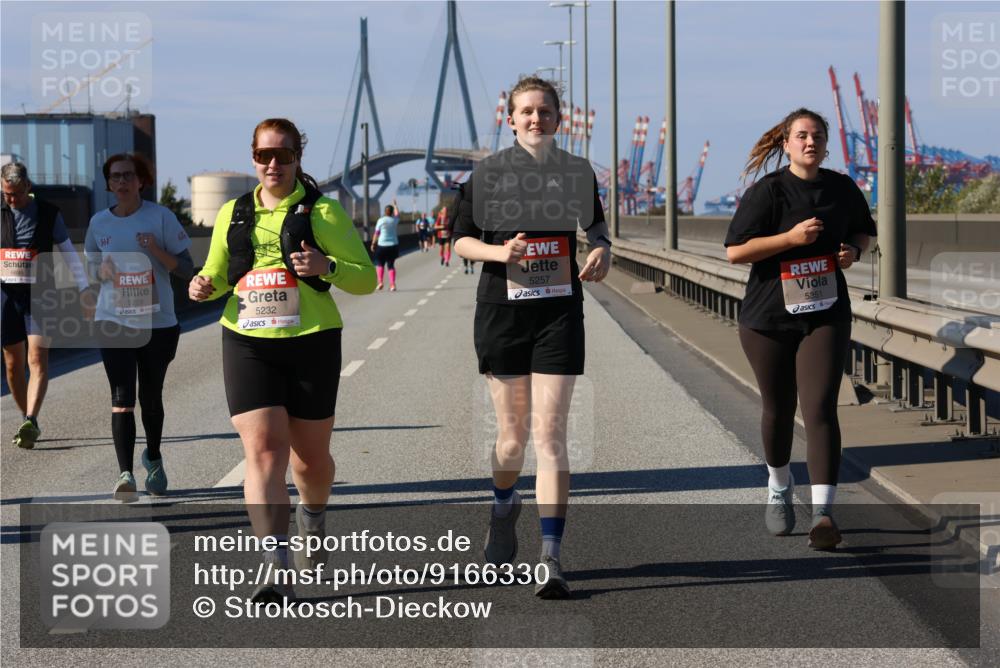 03.10.2025 - Köhlbrandbrückenlauf Strokosch-Dieckow http://msf.ph/oto/9166330 03.10.2025 13:19:08 Position 3 361, 5228, 5232, 5257, 5351 meine-sportfotos.de