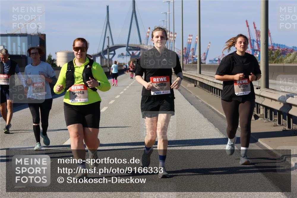 03.10.2025 - Köhlbrandbrückenlauf Strokosch-Dieckow http://msf.ph/oto/9166333 03.10.2025 13:19:08 Position 3 361, 5228, 5232, 5257, 5351 meine-sportfotos.de