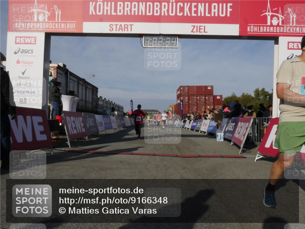 03.10.2025 - Köhlbrandbrückenlauf Matties Gatica Varas http://msf.ph/oto/9166348 03.10.2025 10:02:36 Ziel 1311, 1595, 1878, 3111, 3224, 3331 meine-sportfotos.de