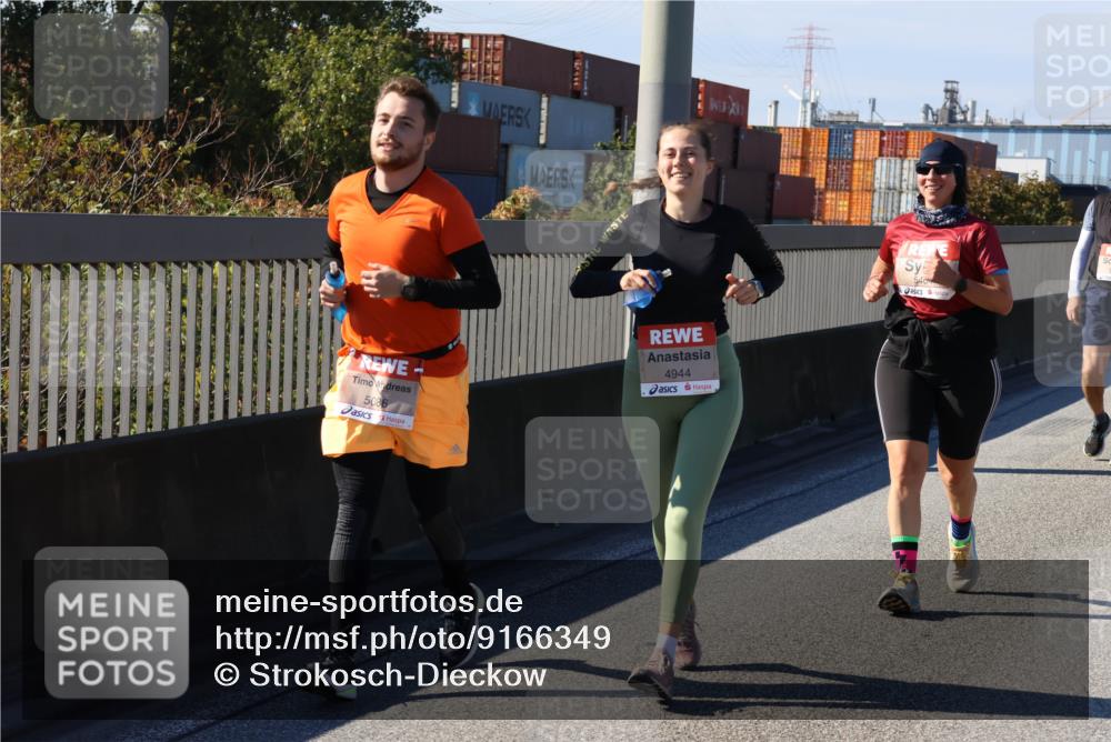 03.10.2025 - Köhlbrandbrückenlauf Strokosch-Dieckow http://msf.ph/oto/9166349 03.10.2025 13:19:11 Position 3 5086, 4944, 540 meine-sportfotos.de