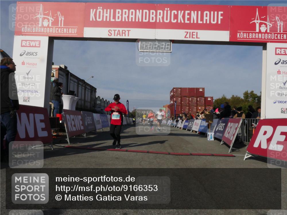 03.10.2025 - Köhlbrandbrückenlauf Matties Gatica Varas http://msf.ph/oto/9166353 03.10.2025 10:02:37 Ziel 1130, 1311, 1595, 1878, 3111, 3224, 3331 meine-sportfotos.de