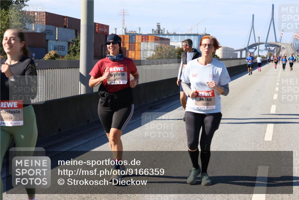 03.10.2025 - Köhlbrandbrückenlauf Strokosch-Dieckow http://msf.ph/oto/9166359 03.10.2025 13:19:12 Position 3 4944, 5464, 361, 5228 meine-sportfotos.de