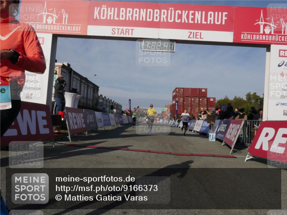 03.10.2025 - Köhlbrandbrückenlauf Matties Gatica Varas http://msf.ph/oto/9166373 03.10.2025 10:02:43 Ziel 1130, 1311, 1878, 3331 meine-sportfotos.de