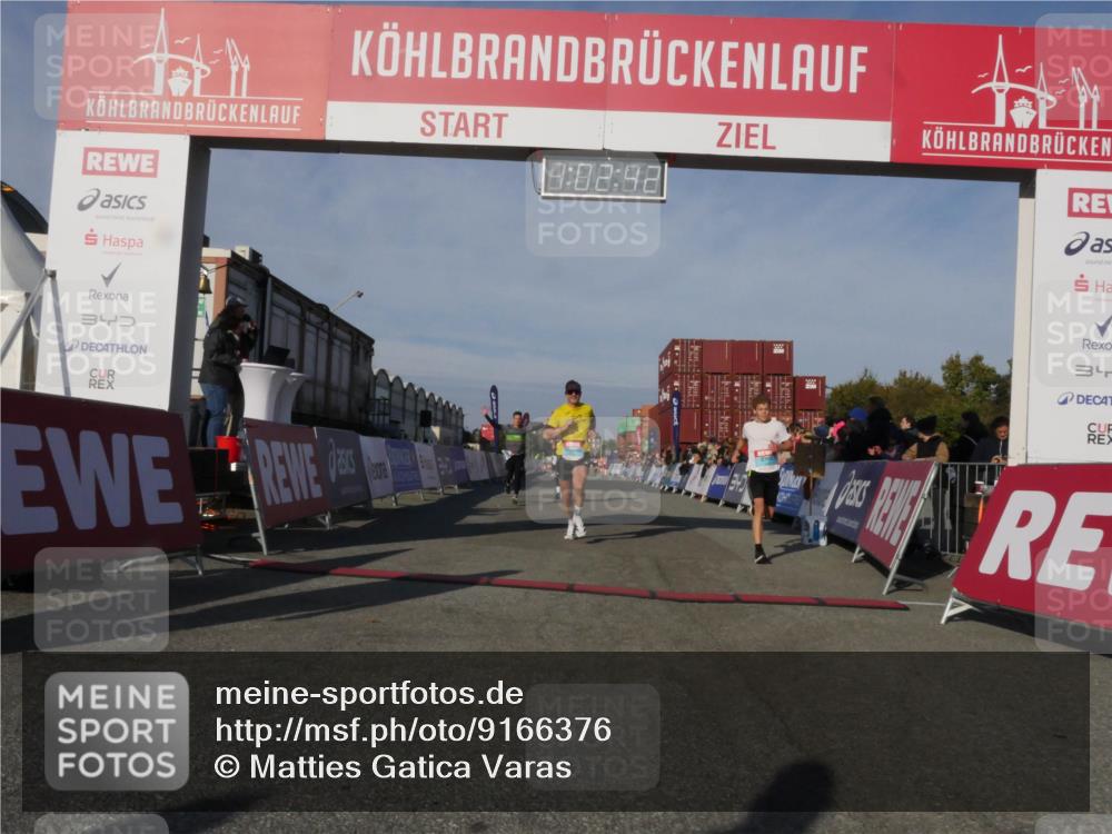 03.10.2025 - Köhlbrandbrückenlauf Matties Gatica Varas http://msf.ph/oto/9166376 03.10.2025 10:02:44 Ziel 1045, 1130, 1311, 1878, 3331 meine-sportfotos.de