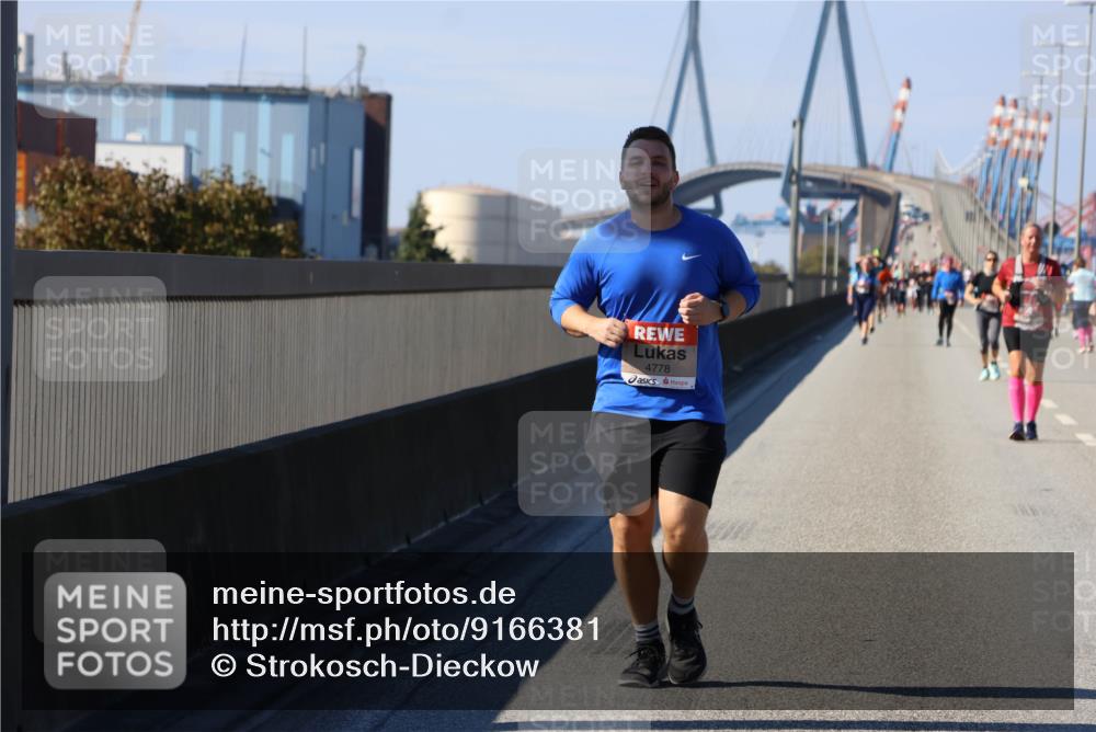 03.10.2025 - Köhlbrandbrückenlauf Strokosch-Dieckow http://msf.ph/oto/9166381 03.10.2025 13:19:31 Position 3 4778 meine-sportfotos.de