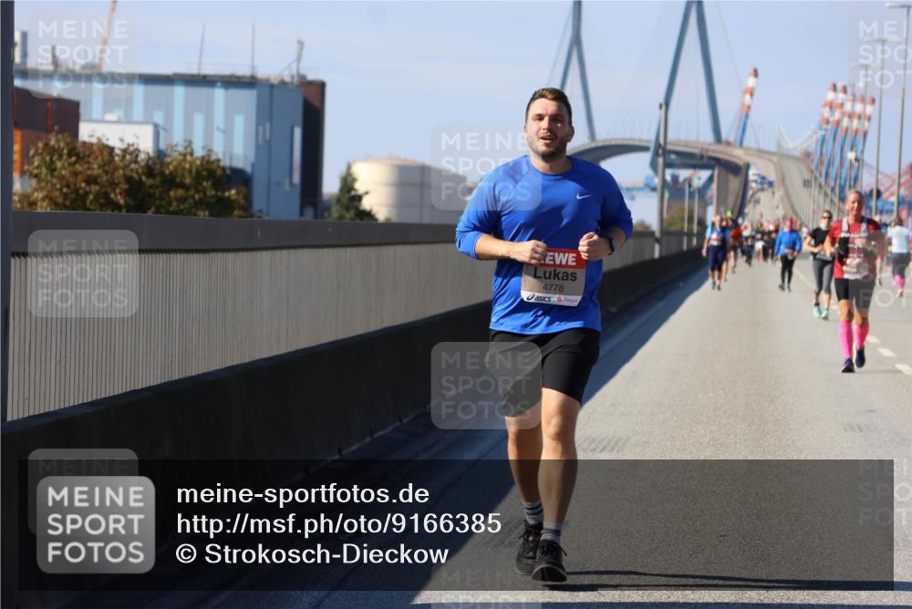 03.10.2025 - Köhlbrandbrückenlauf Strokosch-Dieckow http://msf.ph/oto/9166385 03.10.2025 13:19:31 Position 3 4778 meine-sportfotos.de