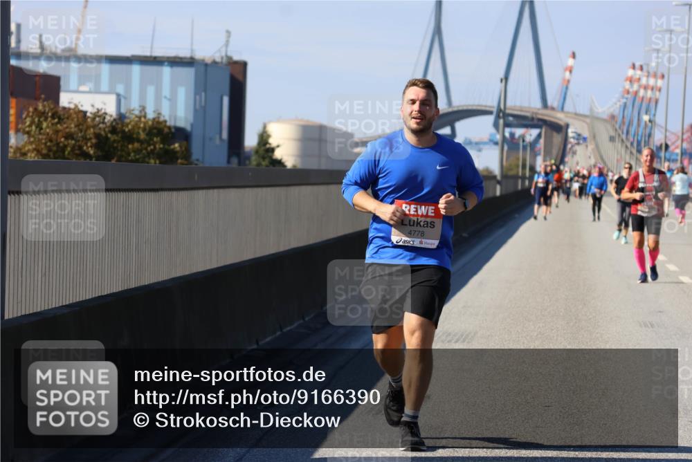 03.10.2025 - Köhlbrandbrückenlauf Strokosch-Dieckow http://msf.ph/oto/9166390 03.10.2025 13:19:32 Position 3 4778 meine-sportfotos.de