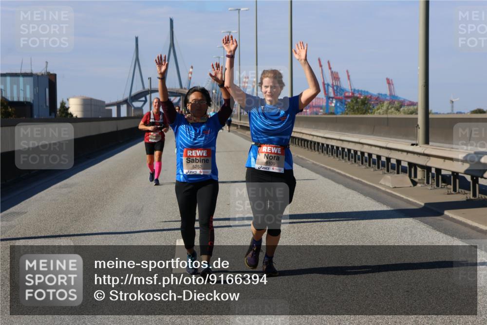 03.10.2025 - Köhlbrandbrückenlauf Strokosch-Dieckow http://msf.ph/oto/9166394 03.10.2025 13:19:38 Position 3 5252, 16109 meine-sportfotos.de