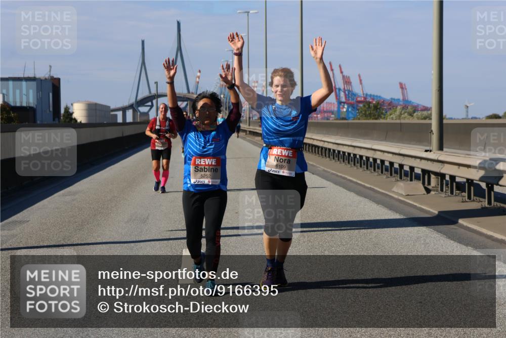 03.10.2025 - Köhlbrandbrückenlauf Strokosch-Dieckow http://msf.ph/oto/9166395 03.10.2025 13:19:38 Position 3 5252, 6109 meine-sportfotos.de