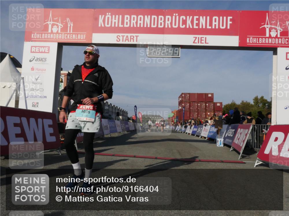 03.10.2025 - Köhlbrandbrückenlauf Matties Gatica Varas http://msf.ph/oto/9166404 03.10.2025 10:02:51 Ziel 1045, 1123, 3227, 3496, 3630 meine-sportfotos.de