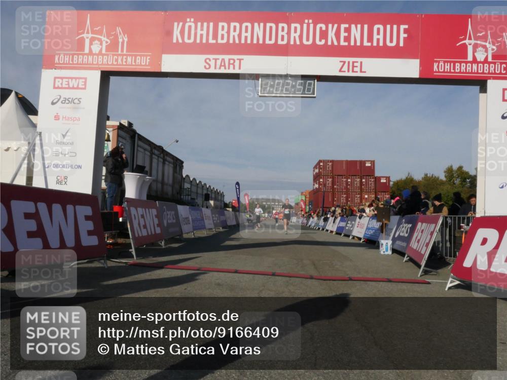 03.10.2025 - Köhlbrandbrückenlauf Matties Gatica Varas http://msf.ph/oto/9166409 03.10.2025 10:02:52 Ziel 1045, 1123, 3227, 3496, 3630 meine-sportfotos.de