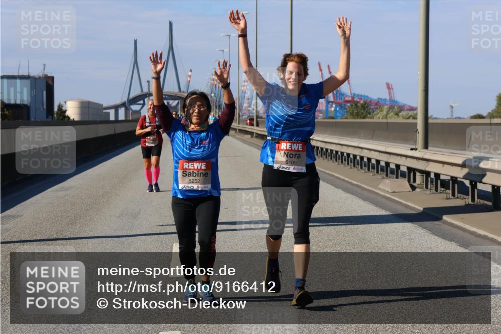 03.10.2025 - Köhlbrandbrückenlauf Strokosch-Dieckow http://msf.ph/oto/9166412 03.10.2025 13:19:39 Position 3 5252, 6109 meine-sportfotos.de