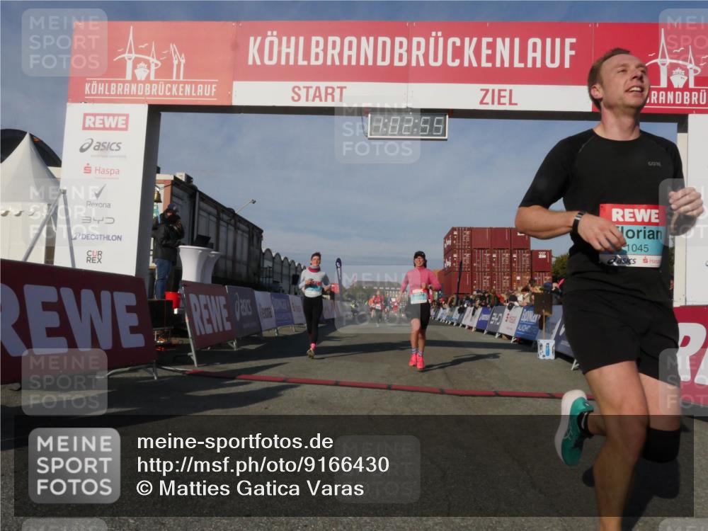 03.10.2025 - Köhlbrandbrückenlauf Matties Gatica Varas http://msf.ph/oto/9166430 03.10.2025 10:02:57 Ziel 1123, 3227, 3496, 3521, 3630, 3832 meine-sportfotos.de