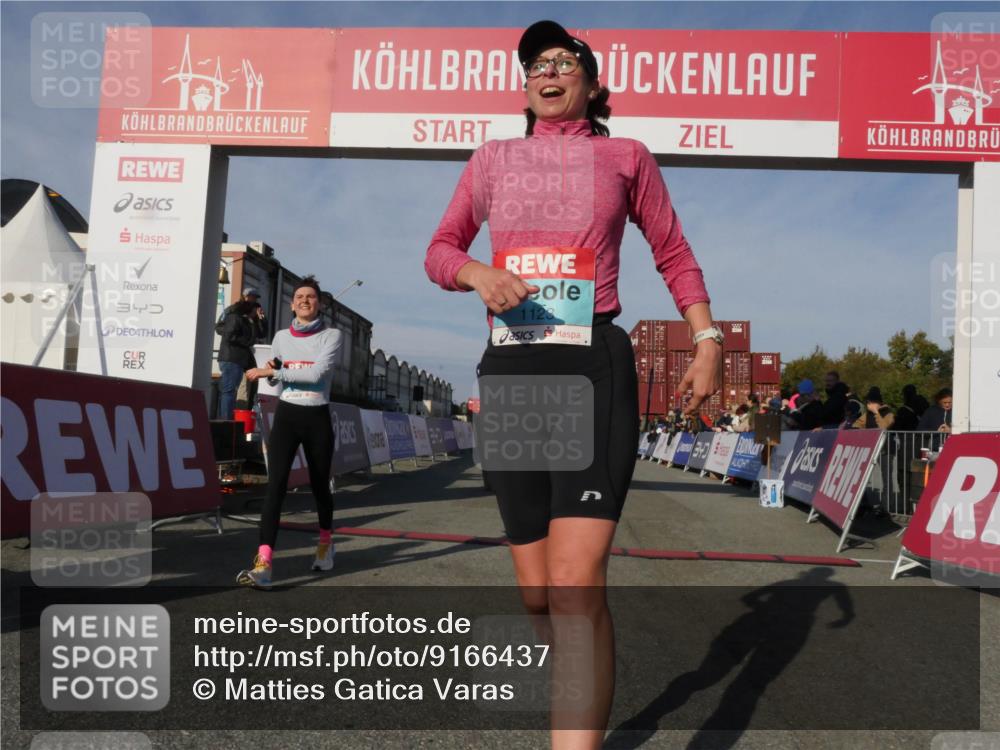 03.10.2025 - Köhlbrandbrückenlauf Matties Gatica Varas http://msf.ph/oto/9166437 03.10.2025 10:02:59 Ziel 1105, 3353, 3496, 3521, 3630, 3832 meine-sportfotos.de
