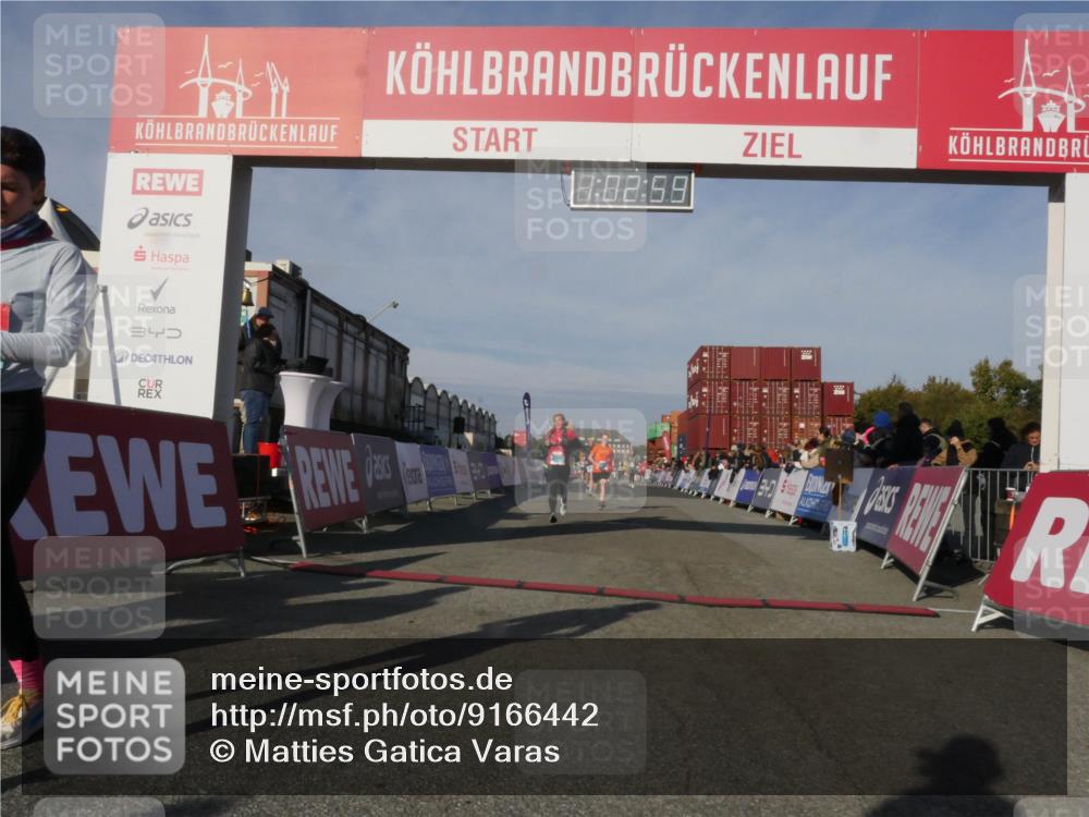03.10.2025 - Köhlbrandbrückenlauf Matties Gatica Varas http://msf.ph/oto/9166442 03.10.2025 10:03:00 Ziel 1105, 3353, 3496, 3521, 3630, 3832 meine-sportfotos.de