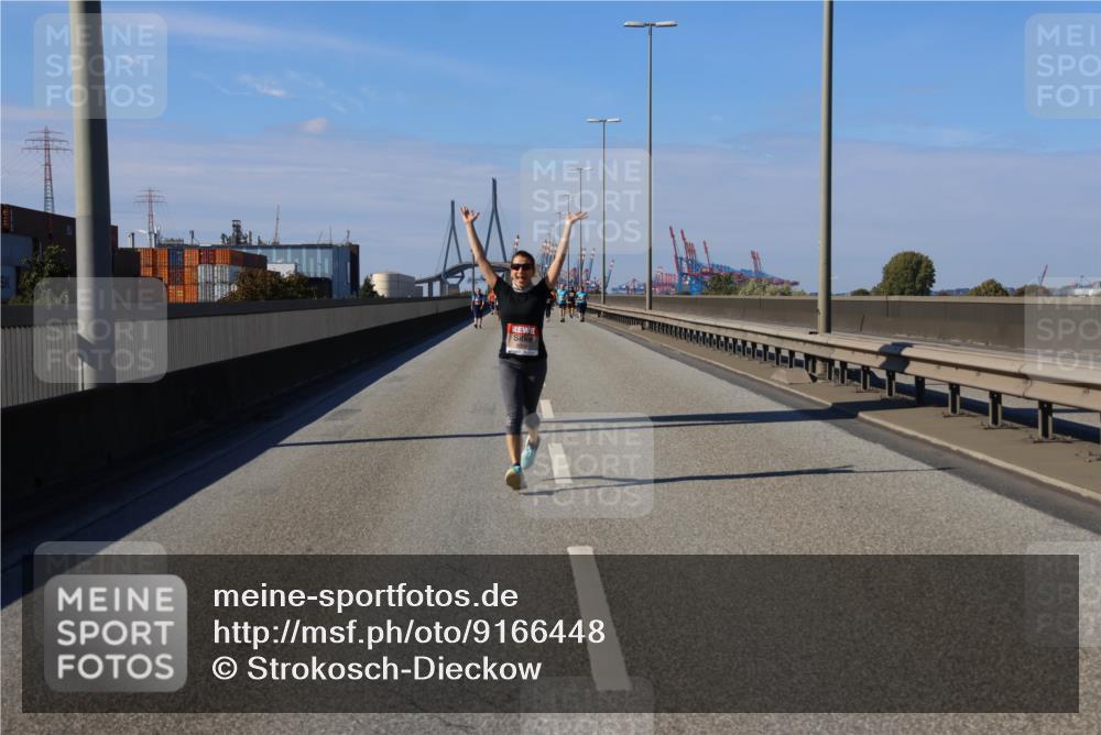 03.10.2025 - Köhlbrandbrückenlauf Strokosch-Dieckow http://msf.ph/oto/9166448 03.10.2025 13:19:50 Position 3  meine-sportfotos.de
