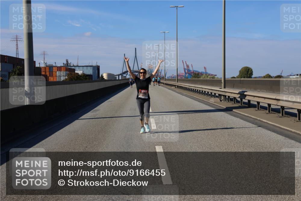 03.10.2025 - Köhlbrandbrückenlauf Strokosch-Dieckow http://msf.ph/oto/9166455 03.10.2025 13:19:50 Position 3  meine-sportfotos.de
