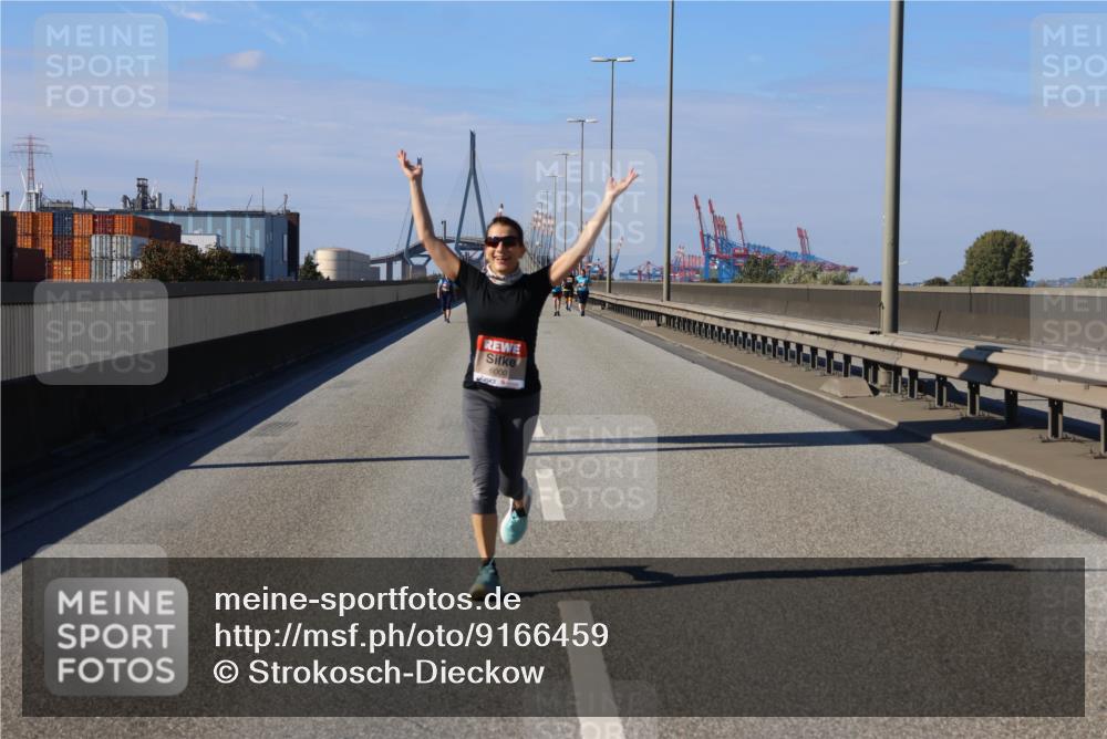 03.10.2025 - Köhlbrandbrückenlauf Strokosch-Dieckow http://msf.ph/oto/9166459 03.10.2025 13:19:51 Position 3 6000 meine-sportfotos.de