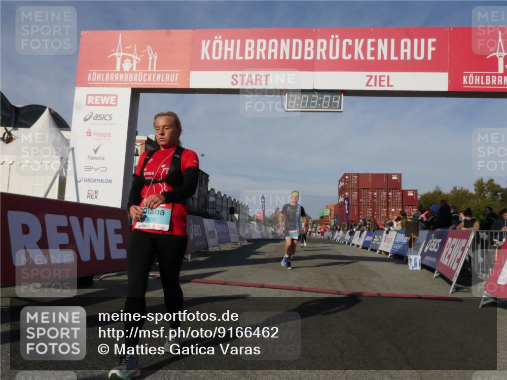 03.10.2025 - Köhlbrandbrückenlauf Matties Gatica Varas http://msf.ph/oto/9166462 03.10.2025 10:03:06 Ziel 1088, 1091, 1105, 1116, 1313, 1560, 3196, 3353, 3521, 3832 meine-sportfotos.de