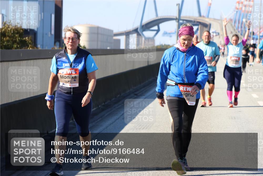03.10.2025 - Köhlbrandbrückenlauf Strokosch-Dieckow http://msf.ph/oto/9166484 03.10.2025 13:20:17 Position 3 5696, 184 meine-sportfotos.de